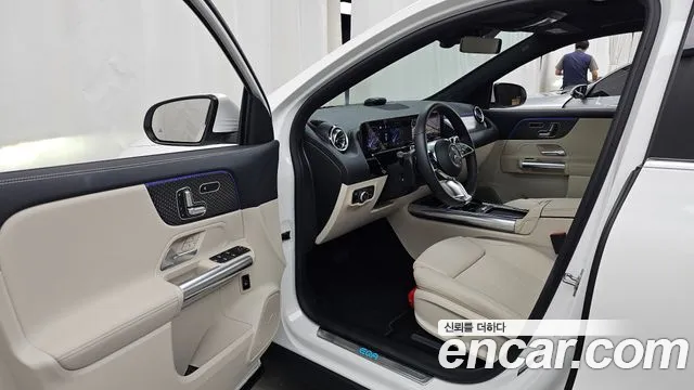 Mercedes-Benz EQA 2025 thumb 10