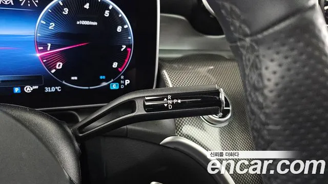 Mercedes-Benz GLC 2024 thumb 9
