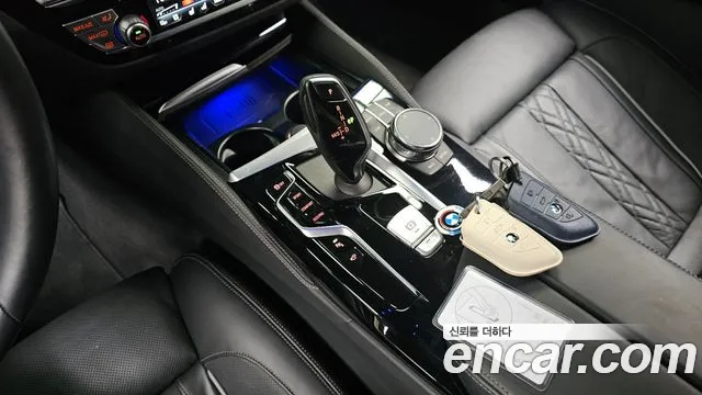 BMW 5 серии 2023 thumb 9