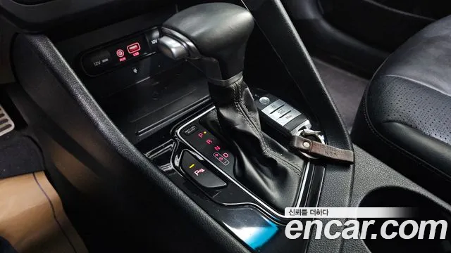 Kia Niro 2018 thumb 9