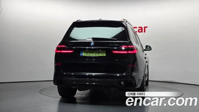 BMW X7 2025 thumb 4