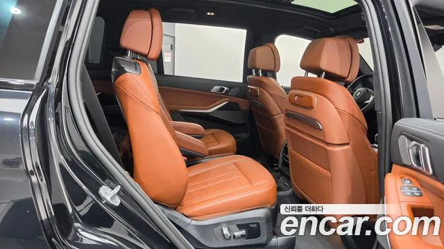 BMW X7 2025 thumb 11