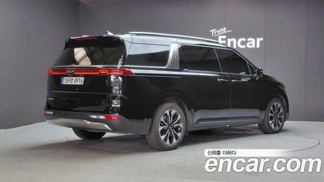 Kia Carnival 2022 thumb 2