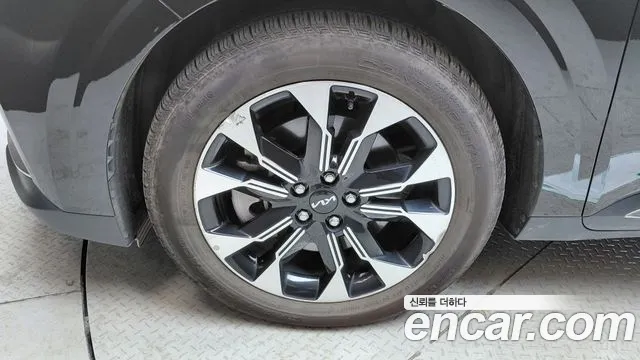 Kia Carnival 2022 thumb 5