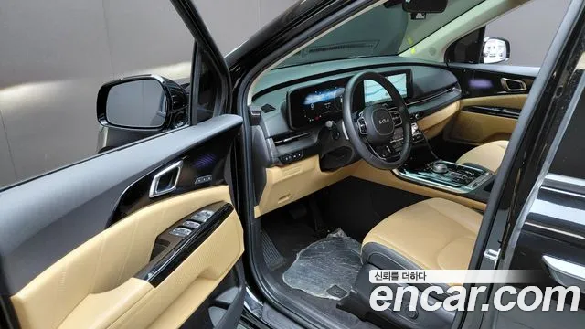 Kia Carnival 2022 thumb 10