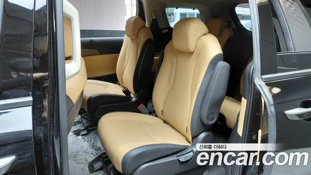 Kia Carnival 2022 thumb 12