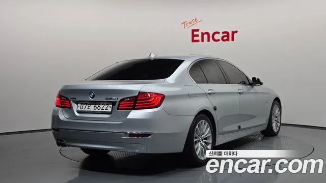 BMW 5 серии 2015 thumb 2