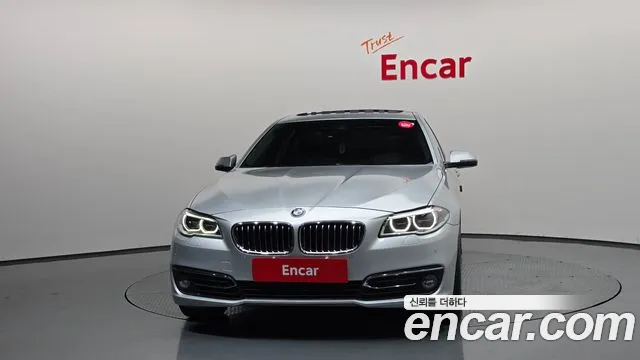 BMW 5 серии 2015 thumb 3