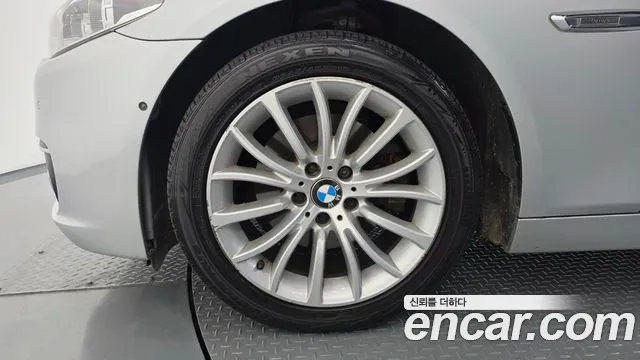 BMW 5 серии 2015 thumb 5