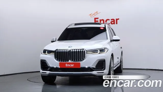 BMW X7 2020 thumb 3