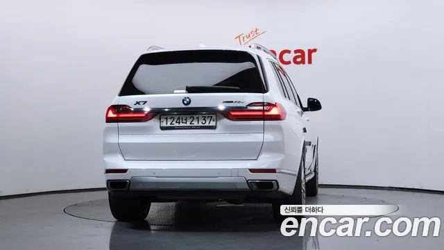 BMW X7 2020 thumb 4