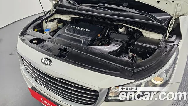 Kia Carnival 2017 thumb 5