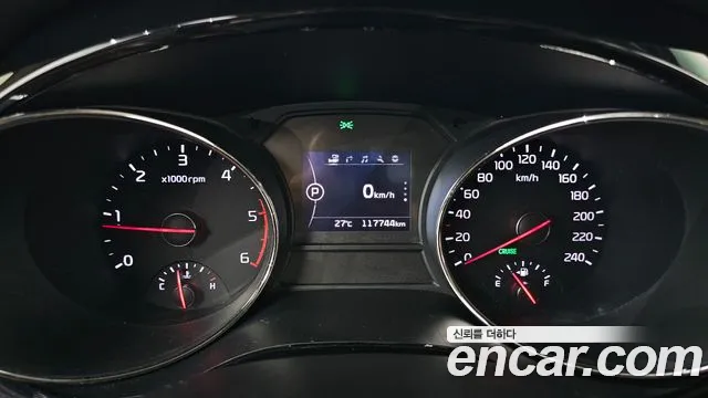 Kia Carnival 2017 thumb 7