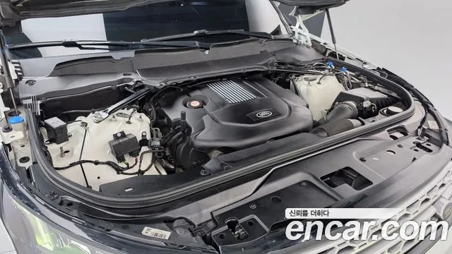 Land Rover Discovery 2018 thumb 6