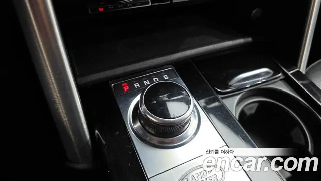 Land Rover Discovery 2018 thumb 9
