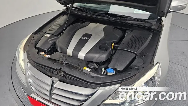 Hyundai Genesis 2012 thumb 6