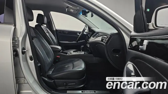 Hyundai Genesis 2012 thumb 11