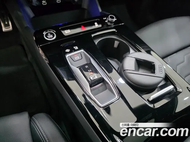 Audi A6 e-tron 2025 thumb 9