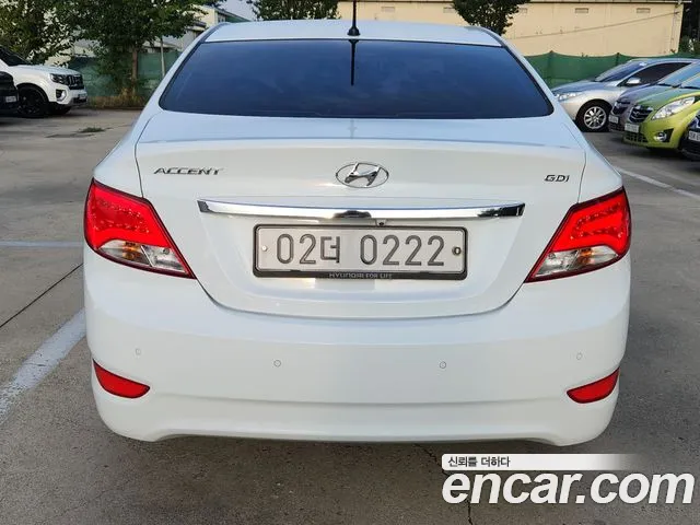 Hyundai Accent 2015 thumb 4