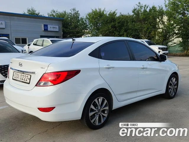 Hyundai Accent 2015 thumb 5