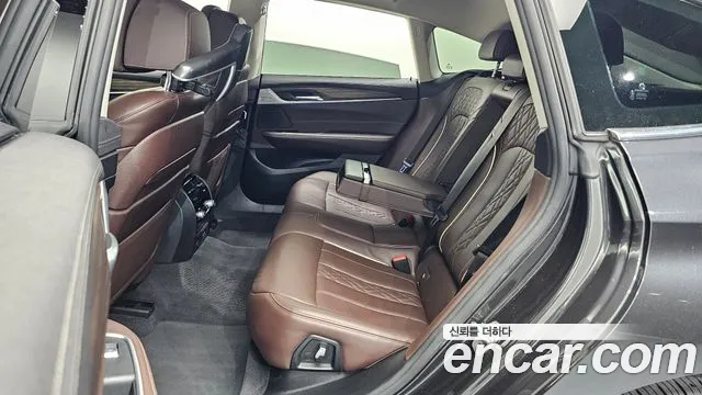 BMW Gran Turismo 2022 thumb 11