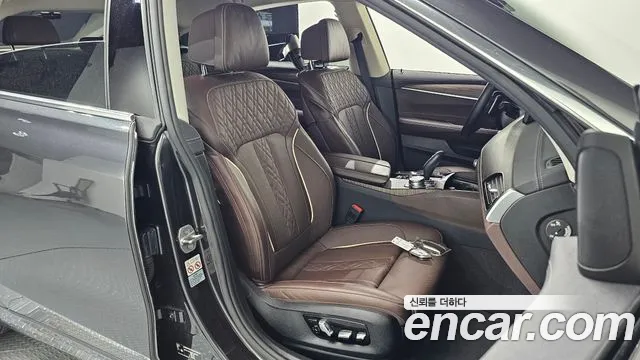 BMW Gran Turismo 2022 thumb 12