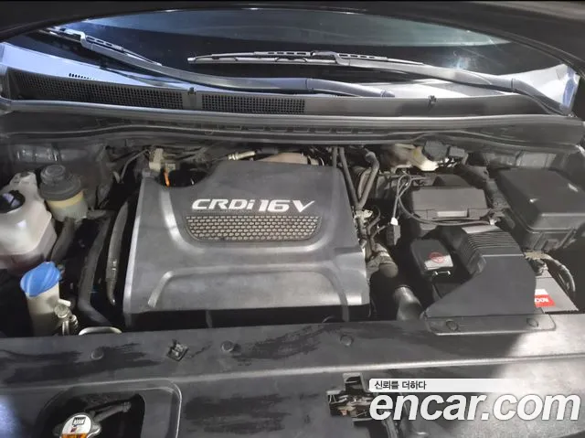 Kia Carnival 2015 thumb 8