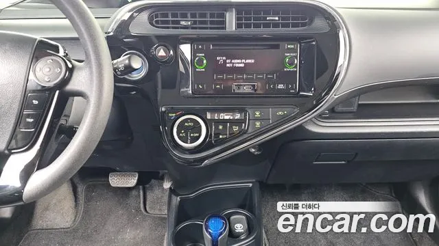 Toyota Prius 2019 thumb 12