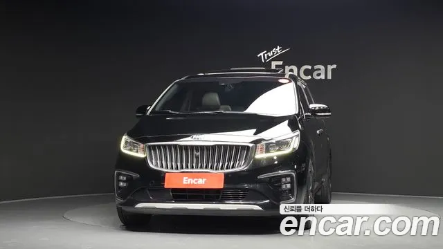 Kia Carnival 2016 thumb 3