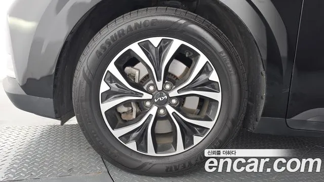 Kia Carnival 2022 thumb 5