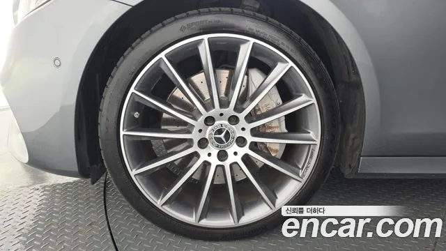 Mercedes-Benz E-Класс 2019 thumb 5