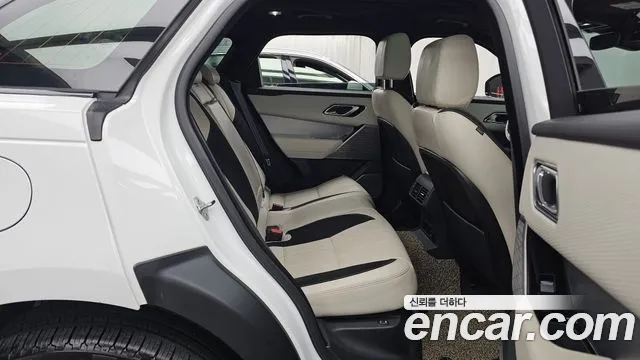 Land Rover Range Rover Velar 2019 thumb 12