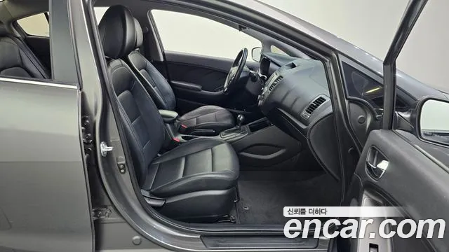 Kia K3 2013 thumb 11