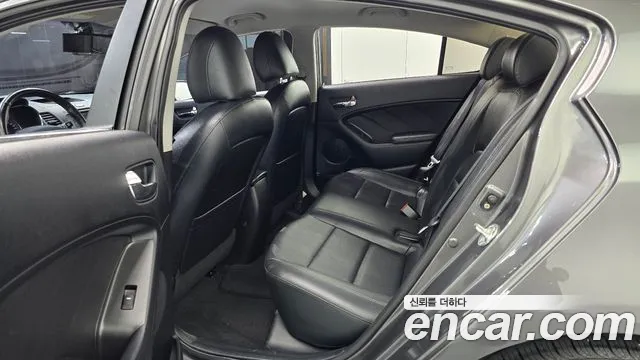 Kia K3 2013 thumb 12