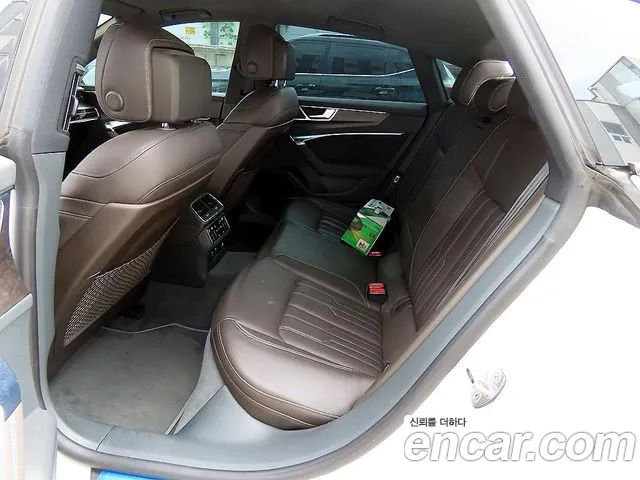Audi A7 2020 thumb 6