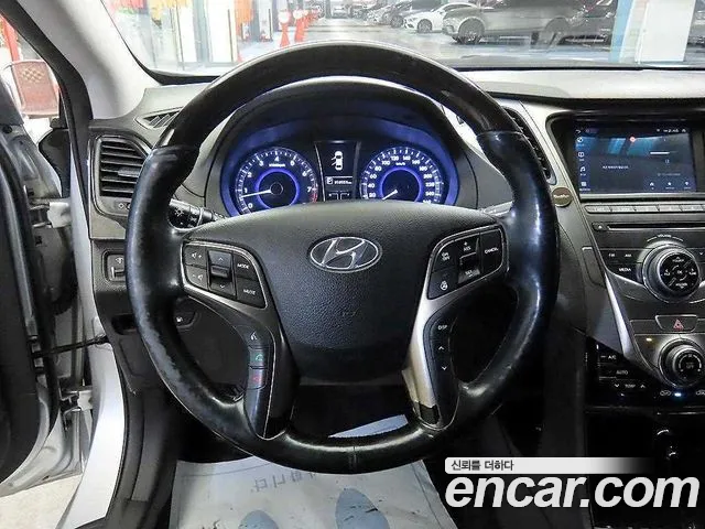 Hyundai Grandeur 2012 thumb 7