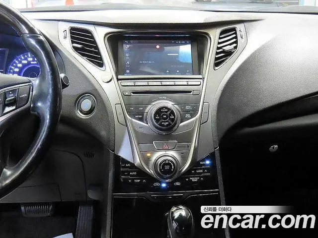 Hyundai Grandeur 2012 thumb 10