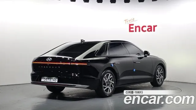 Hyundai Grandeur 2023 thumb 2