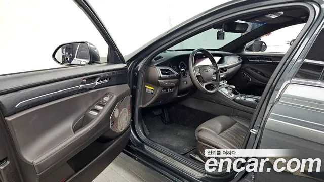 Genesis G90 2019 thumb 10