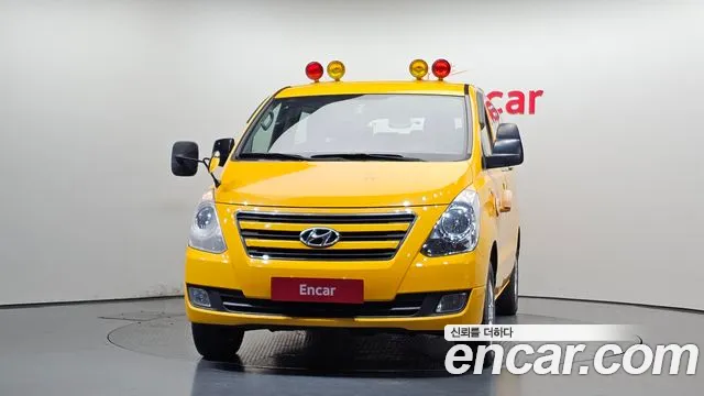 Hyundai Starex 2015 thumb 3