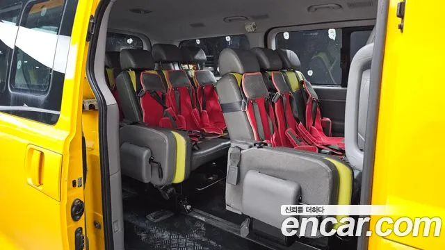 Hyundai Starex 2015 thumb 12