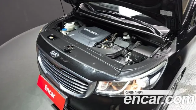 Kia Carnival 2016 thumb 6