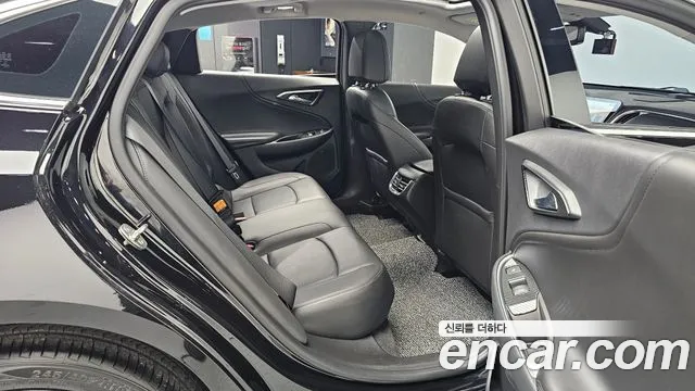 Chevrolet Malibu 2018 thumb 11