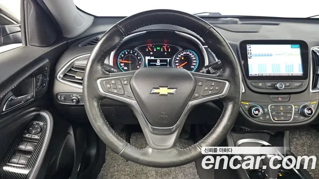 Chevrolet Malibu 2018 thumb 12