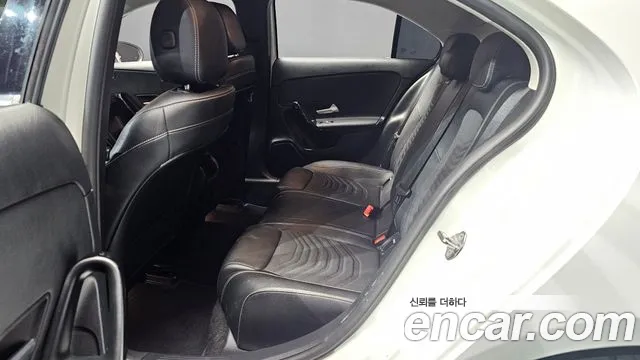 Mercedes-Benz A-Класс 2020 thumb 12