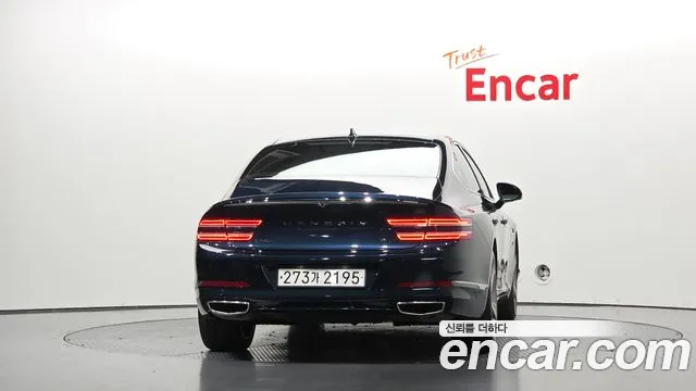 Genesis G80 2022 thumb 4