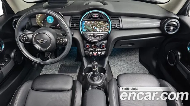 Mini Cooper 2021 thumb 6