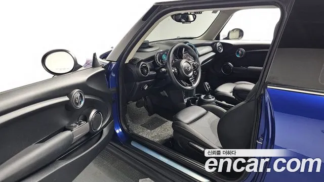 Mini Cooper 2021 thumb 9