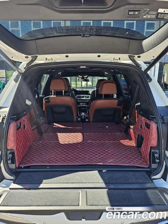 BMW X7 2021 thumb 7