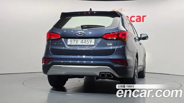 Hyundai Santa Fe 2015 thumb 4